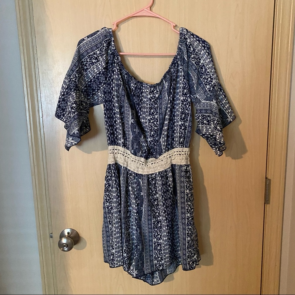 Cute romper!